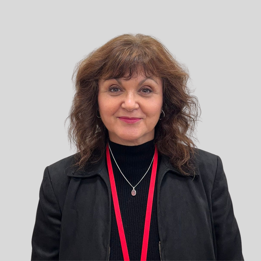 Simone Sarah Headshot